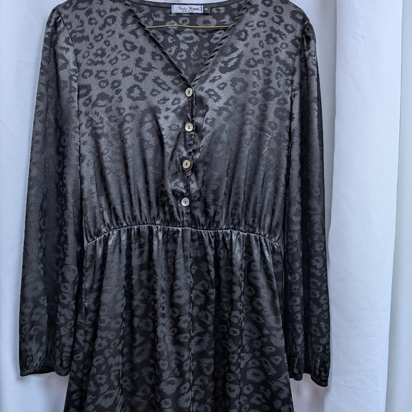 Made in Italy, size small flowy black animal print dress - Picture 2 of 4